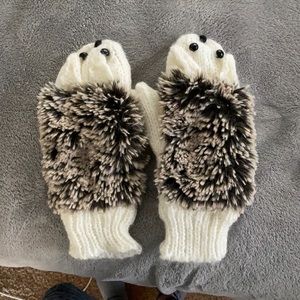 Hedgehog Mittens!